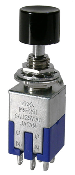 44-611-1  DPDT PUSHBUTTON ALT 6A/125 BLK